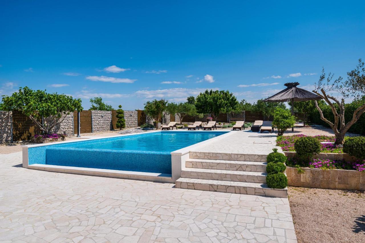 Villa Olive Garden Zadarvillas Pristeg المظهر الخارجي الصورة